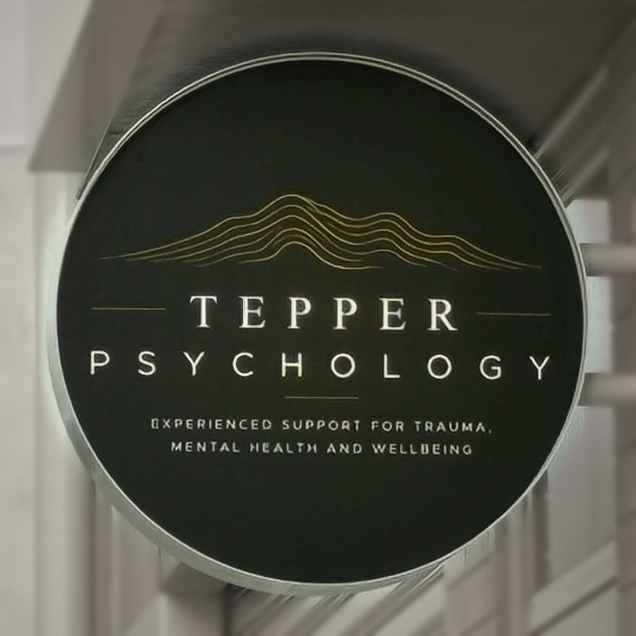 The round Tepper Psychology sign above the entrance at Unit B10, 41 Watt Rd, Mornington